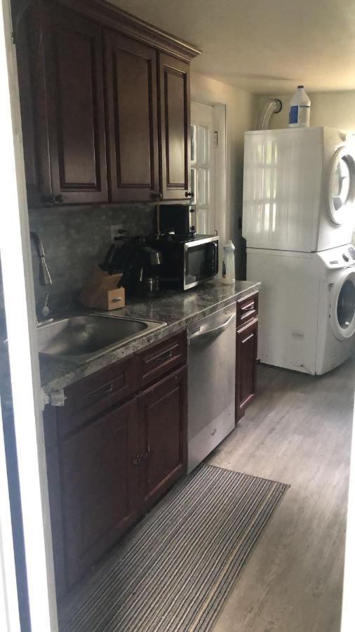 Cozzy Room With Private Entrance And Drive Way New York Exterior foto